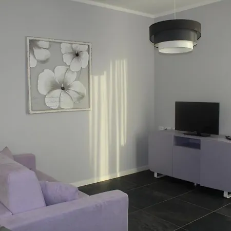 Appartement Abelia 4 *