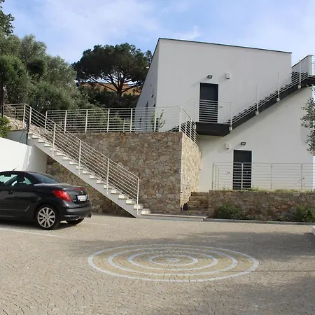 Apartment Abelia 4 *